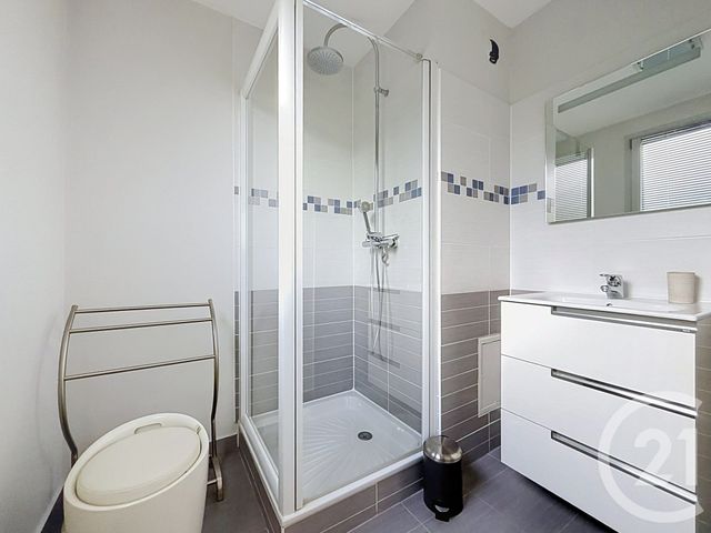 Appartement F4 à vendre - 4 pièces - 110.9 m2 - STE FOY LES LYON - 69 - RHONE-ALPES - Century 21 Agence Du Mont D'Or