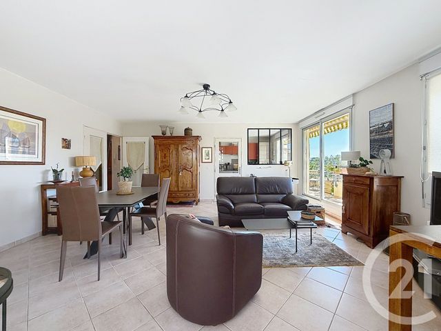 Appartement F4 à vendre - 4 pièces - 110.9 m2 - STE FOY LES LYON - 69 - RHONE-ALPES - Century 21 Agence Du Mont D'Or