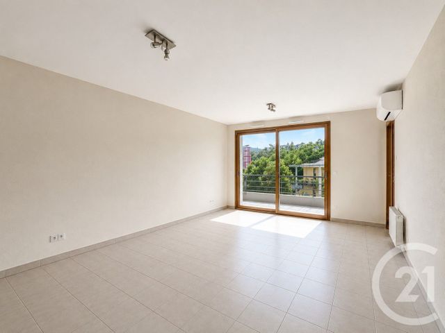 Appartement F3 à vendre - 3 pièces - 60.82 m2 - LYON - 69009 - RHONE-ALPES - Century 21 Agence Du Mont D'Or