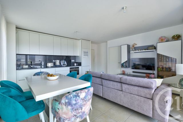 Appartement T3 à vendre - 3 pièces - 62.5 m2 - LYON - 69009 - RHONE-ALPES - Century 21 Agence Du Mont D'Or