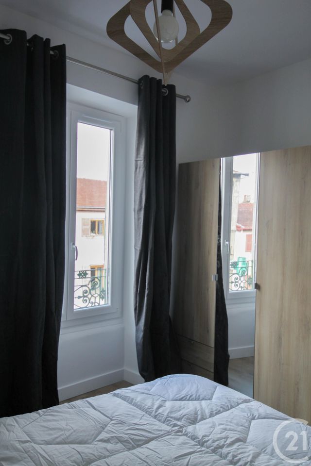 Appartement T2 à louer - 2 pièces - 35.11 m2 - CHAMPAGNE AU MONT D OR - 69 - RHONE-ALPES - Century 21 Agence Du Mont D'Or