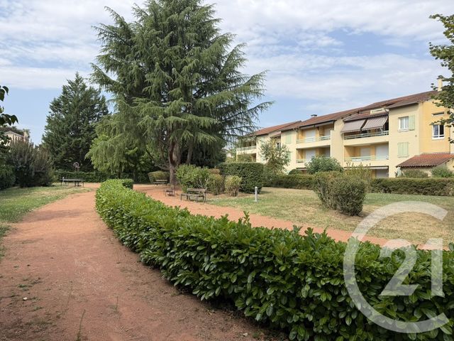 Appartement F3 à louer - 3 pièces - 97.55 m2 - CHAMPAGNE AU MONT D OR - 69 - RHONE-ALPES - Century 21 Agence Du Mont D'Or