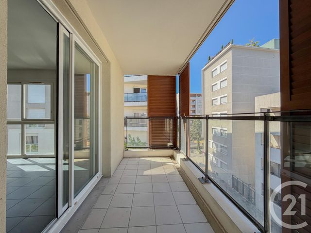 Appartement T3 à vendre - 3 pièces - 61.24 m2 - VILLEURBANNE - 69 - RHONE-ALPES - Century 21 Agence Du Mont D'Or