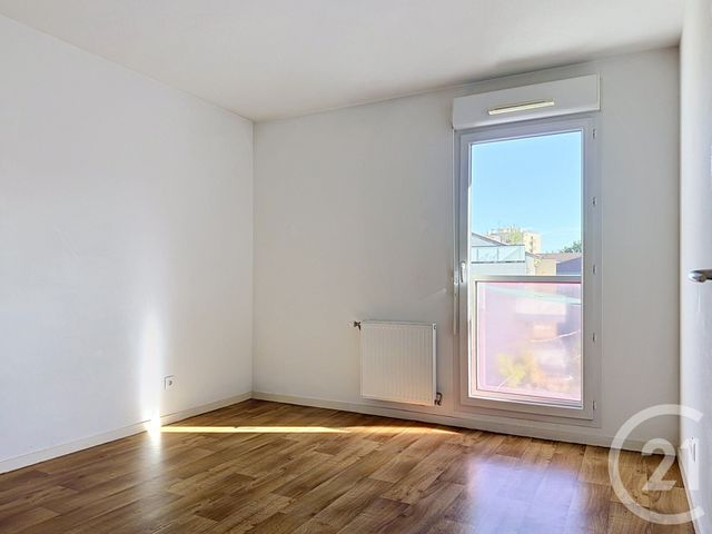 Appartement F2 à vendre - 2 pièces - 40.76 m2 - CHAMPAGNE AU MONT D OR - 69 - RHONE-ALPES - Century 21 Agence Du Mont D'Or