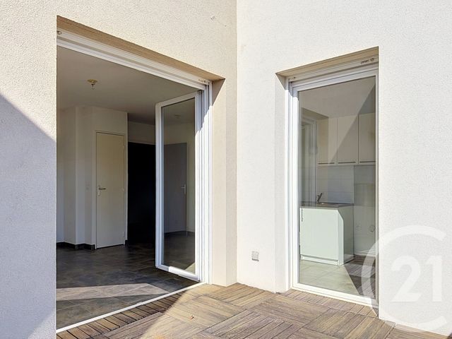 Appartement F2 à vendre - 2 pièces - 40.76 m2 - CHAMPAGNE AU MONT D OR - 69 - RHONE-ALPES - Century 21 Agence Du Mont D'Or