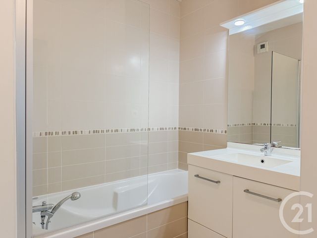 Appartement à vendre - 3 pièces - 54.13 m2 - LYON - 69009 - RHONE-ALPES - Century 21 Agence Du Mont D'Or