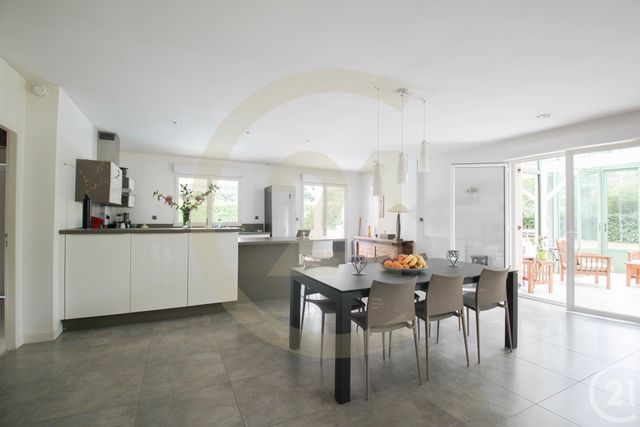 maison à louer - 5 pièces - 149.45 m2 - CHAMPAGNE AU MONT D OR - 69 - RHONE-ALPES - Century 21 Agence Du Mont D'Or