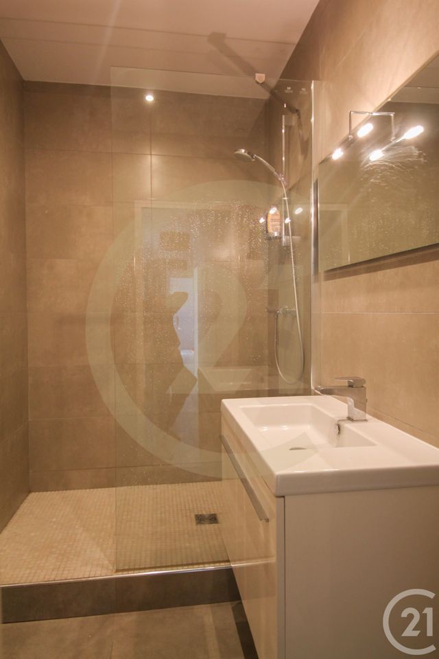maison à louer - 5 pièces - 149.45 m2 - CHAMPAGNE AU MONT D OR - 69 - RHONE-ALPES - Century 21 Agence Du Mont D'Or