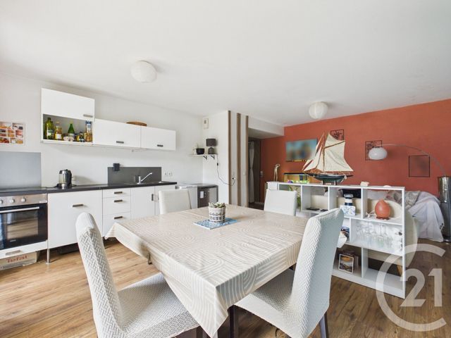 Appartement T3 à vendre - 3 pièces - 65.61 m2 - CHAMPAGNE AU MONT D OR - 69 - RHONE-ALPES - Century 21 Agence Du Mont D'Or