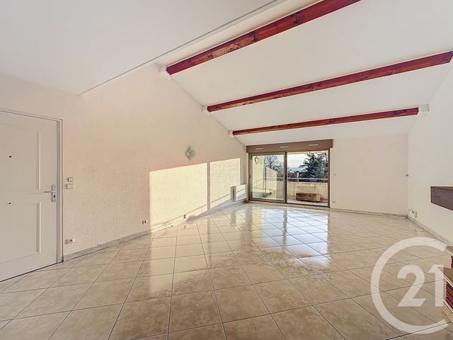 Appartement F4 à louer - 4 pièces - 107.45 m2 - LIMONEST - 69 - RHONE-ALPES - Century 21 Agence Du Mont D'Or